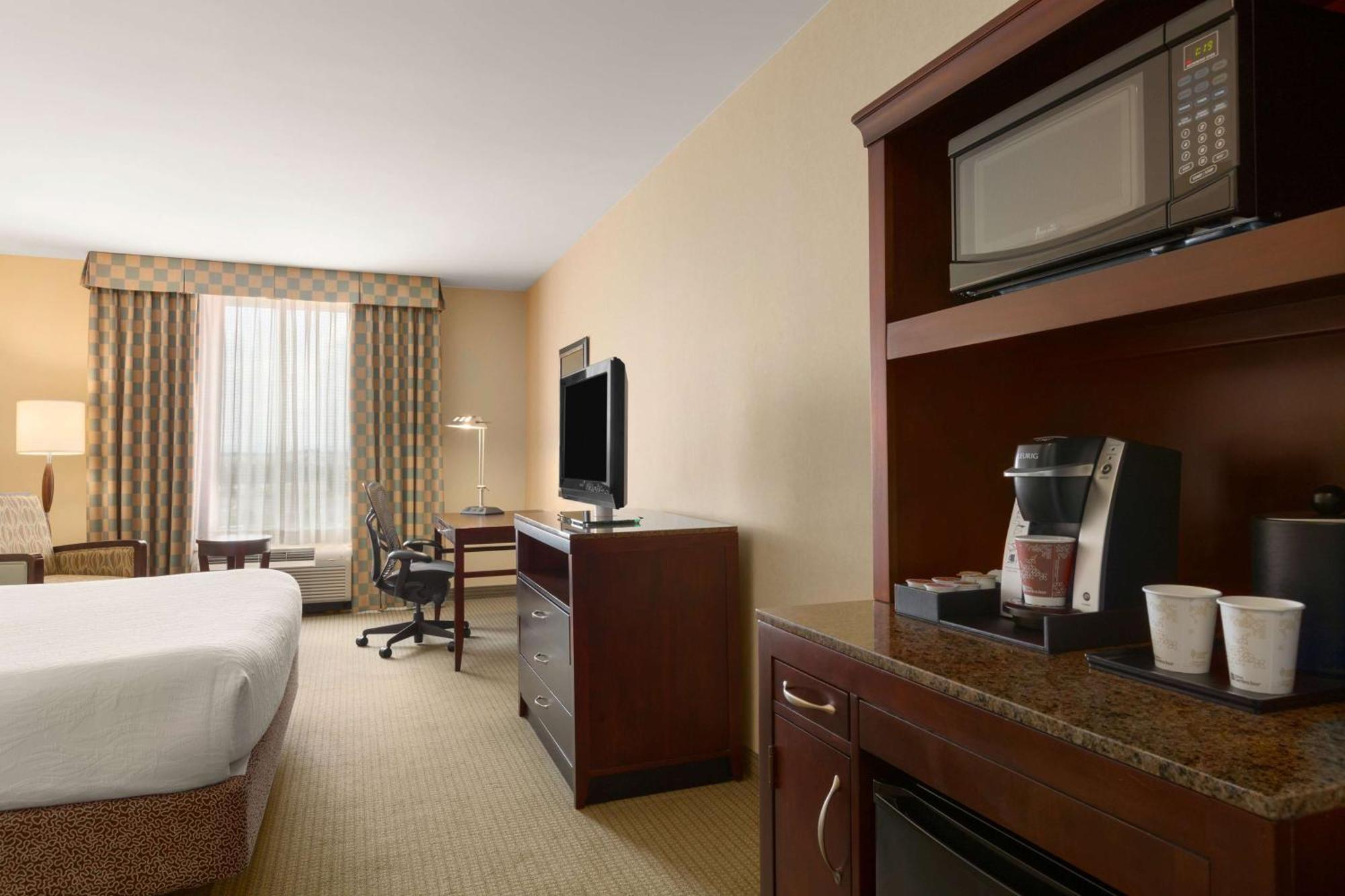 Hilton Garden Inn Dulles North Ashburn Exterior foto